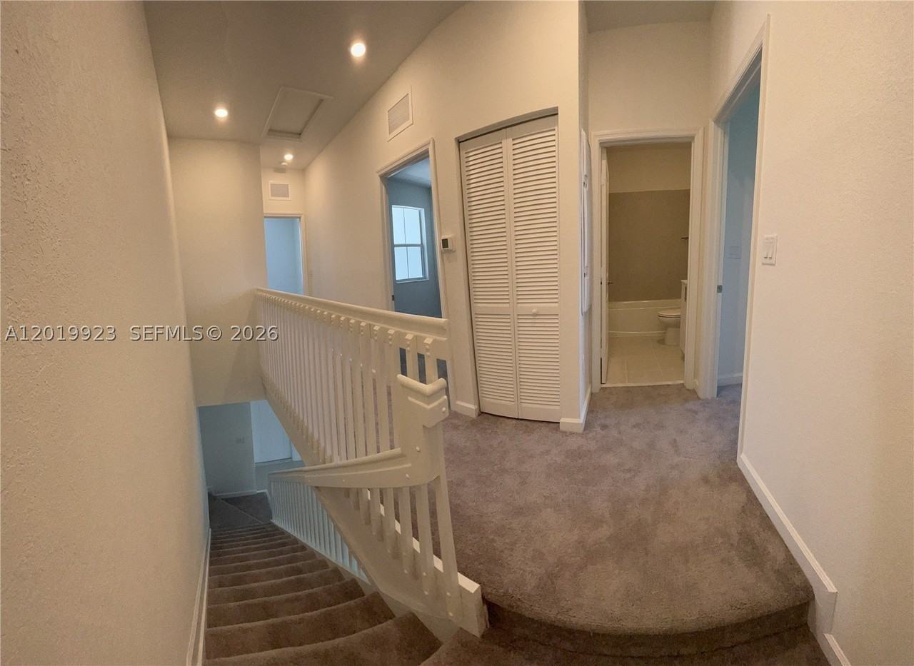 2628 Se 19th St #2628 - Photo 6 of 19