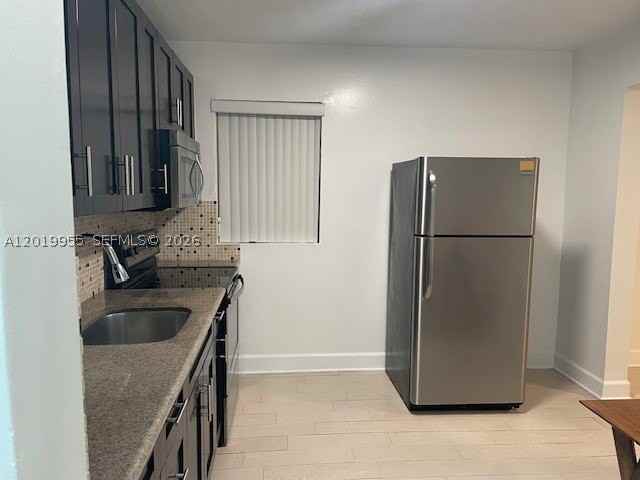 221 Sw 9th Ave #2 - Photo 6 of 31