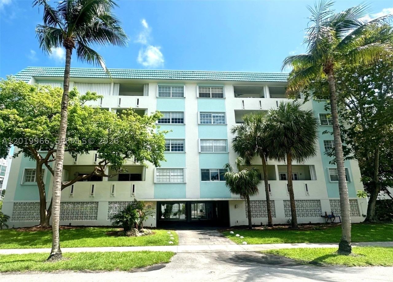 300 Galen Dr #206