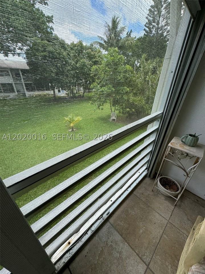 221 Kent M #221 - Photo 3 of 24