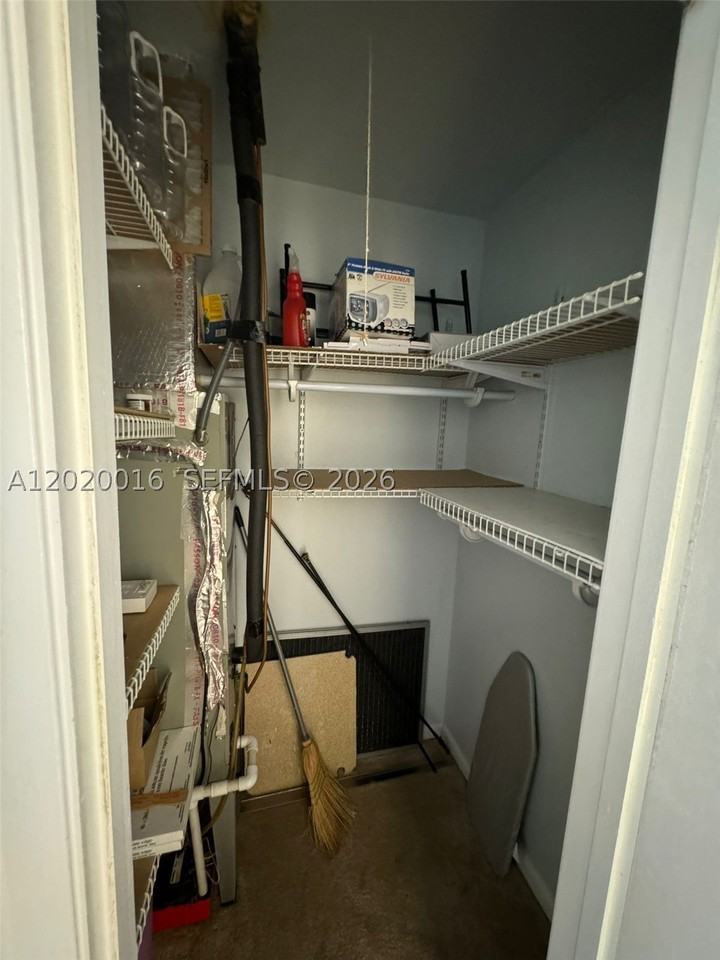 221 Kent M #221 - Photo 6 of 24