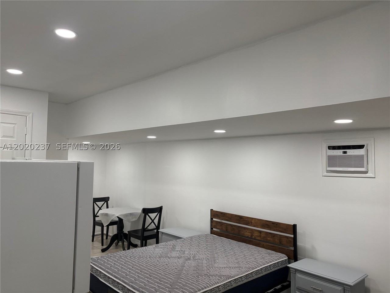15844 Sw 82nd St #B - Photo 5 of 7