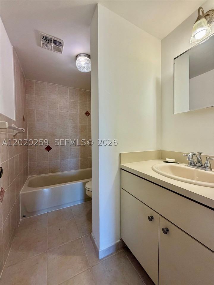 9429 Sw 76th St #W38 - Photo 7 of 7