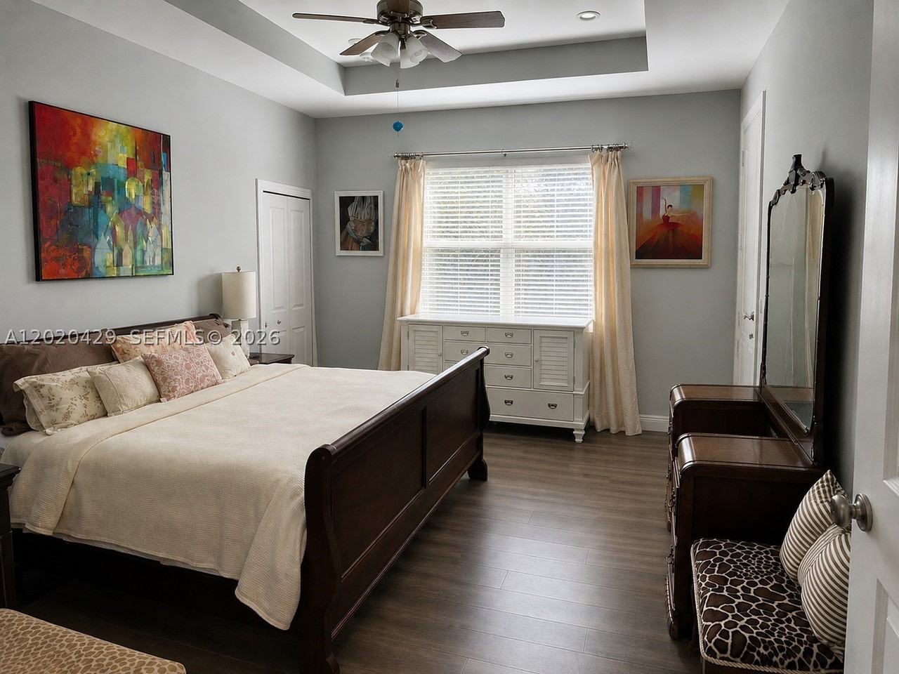 1725 20th Ave - Photo 5 of 10