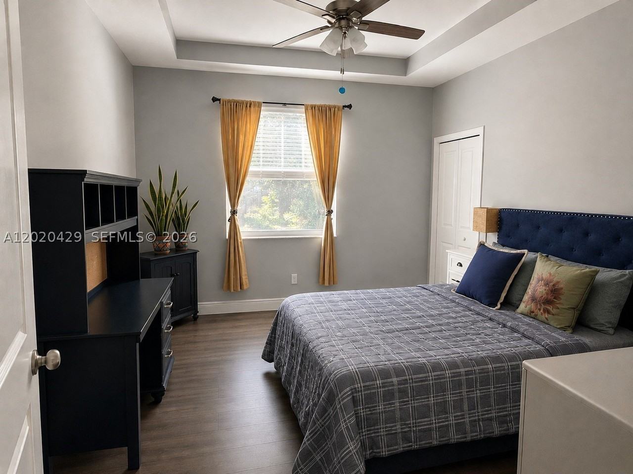 1725 20th Ave - Photo 7 of 10