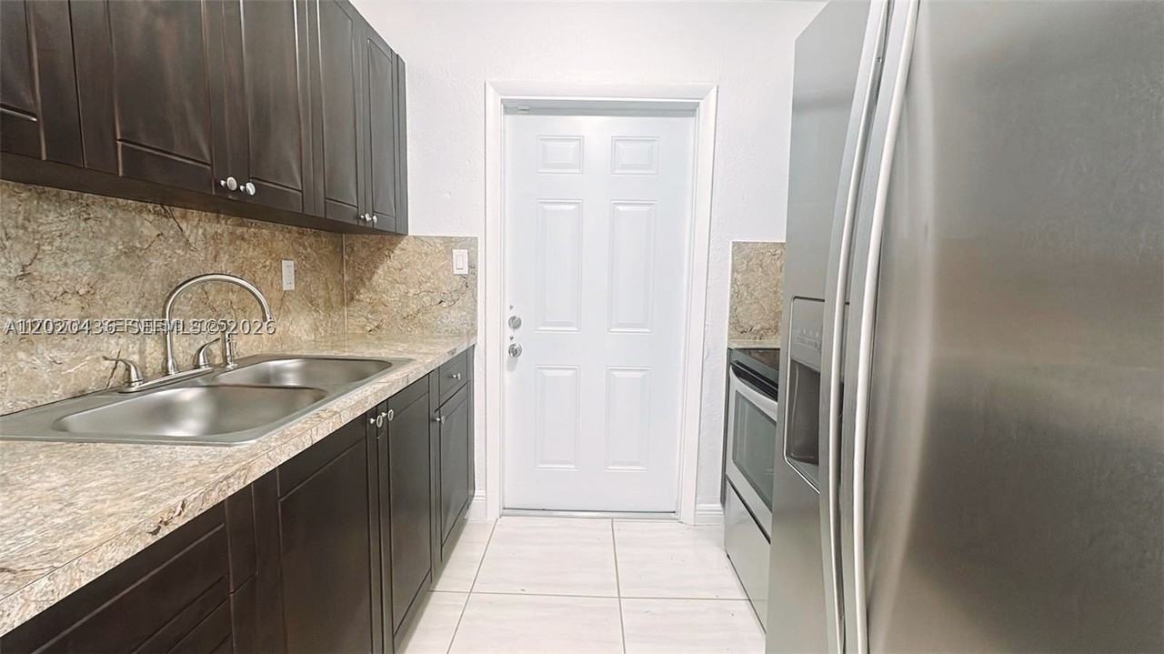2125 Nw 66th St #2 - Photo 6 of 7