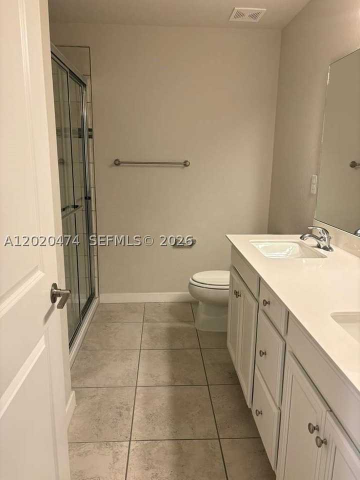 440 Nw 11th Ave #1 - Photo 6 of 14