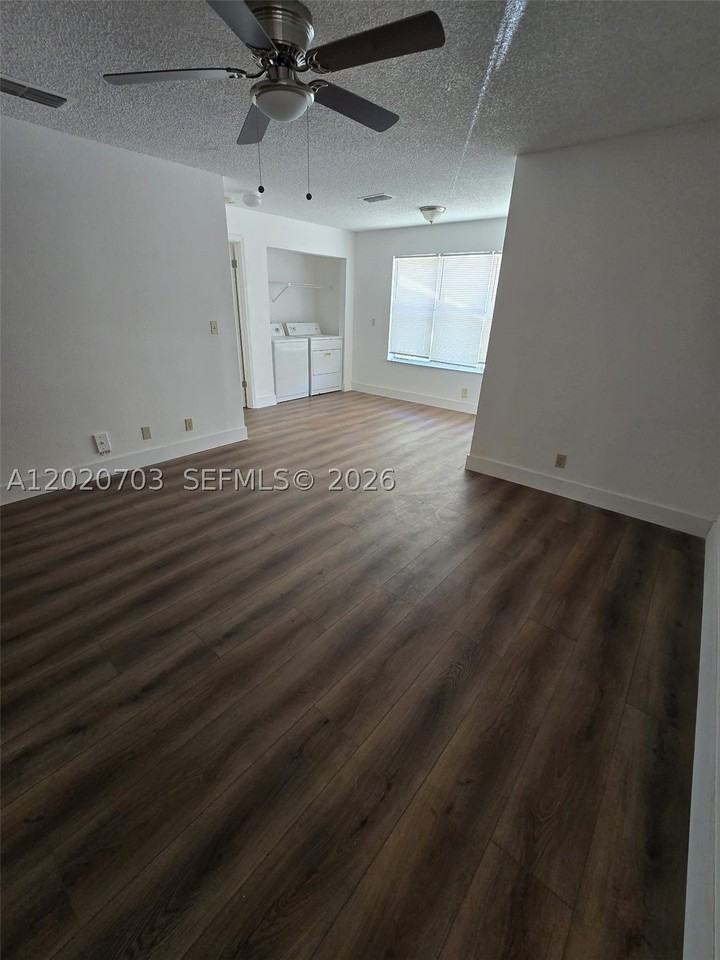 3340 Pinewalk Dr N #1518 - Photo 7 of 20