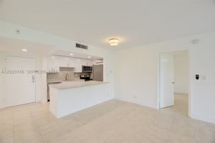 200 Lakeview Dr #211 - Photo 1 of 1