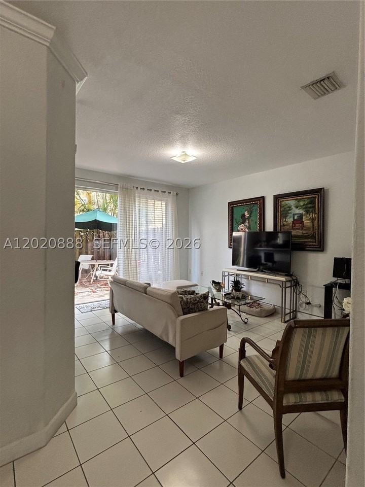6920 Nw 177th St #Q101 - Photo 7 of 18