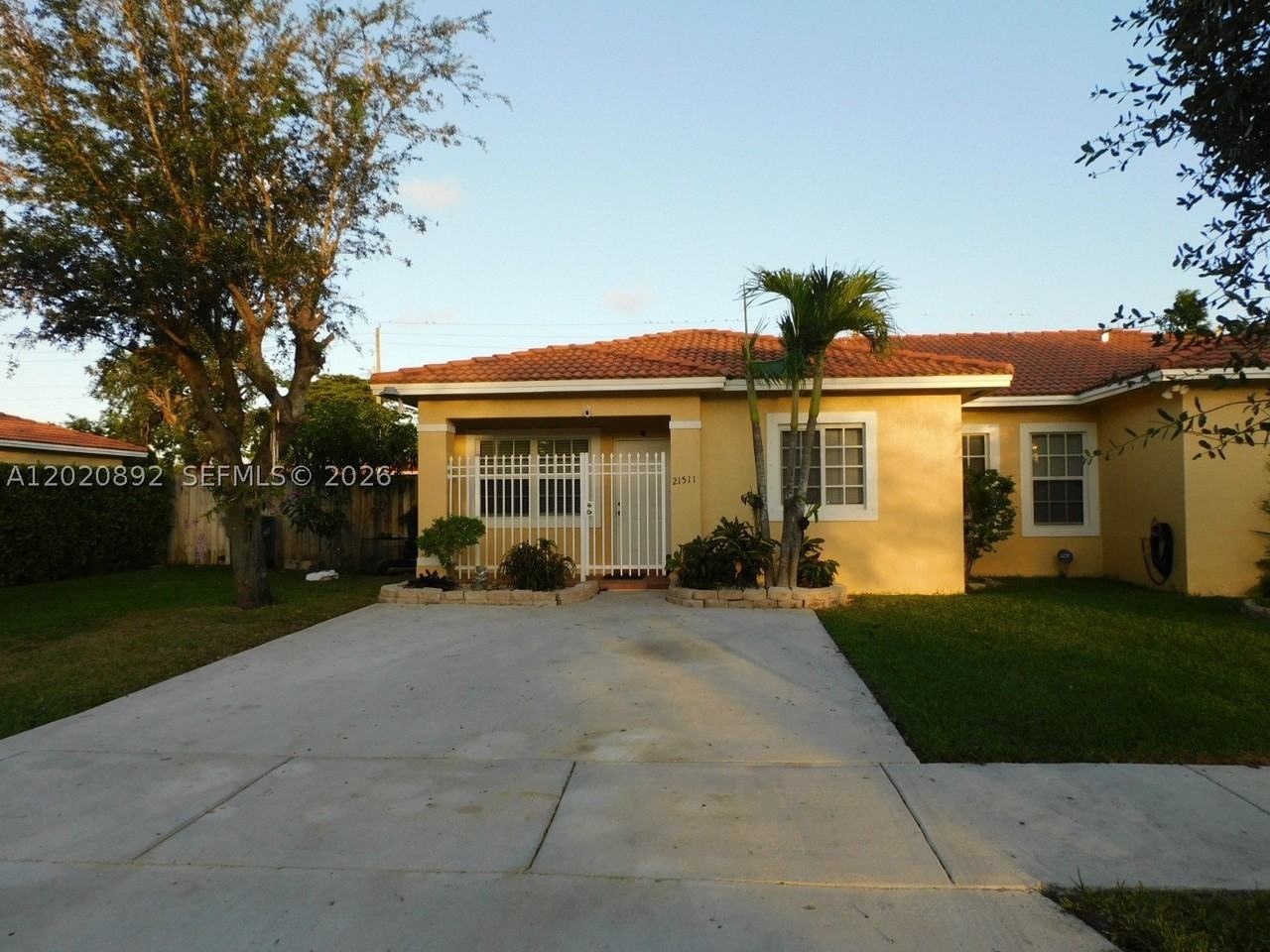 21511 Sw 122nd Ct #0 - Photo 4 of 19