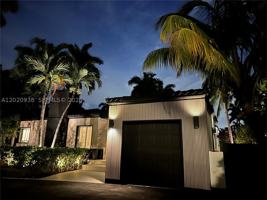 featured image of 7700 Coquina Dr