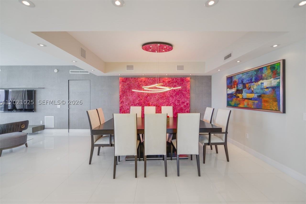 6000 Island Blvd #1801 - Photo 4 of 50