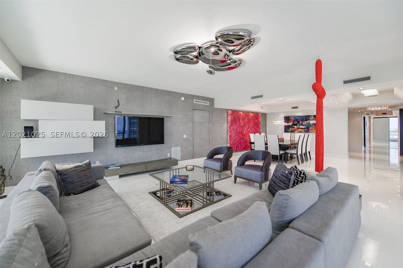 6000 Island Blvd #1801 - Photo 7 of 50