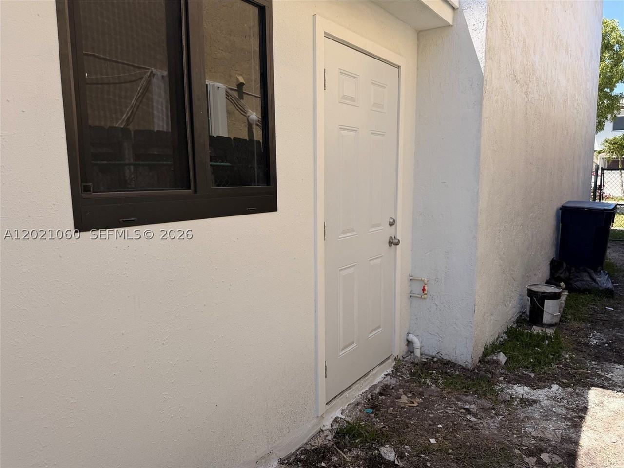 16536 Sw 54th St #1 - Photo 3 of 11