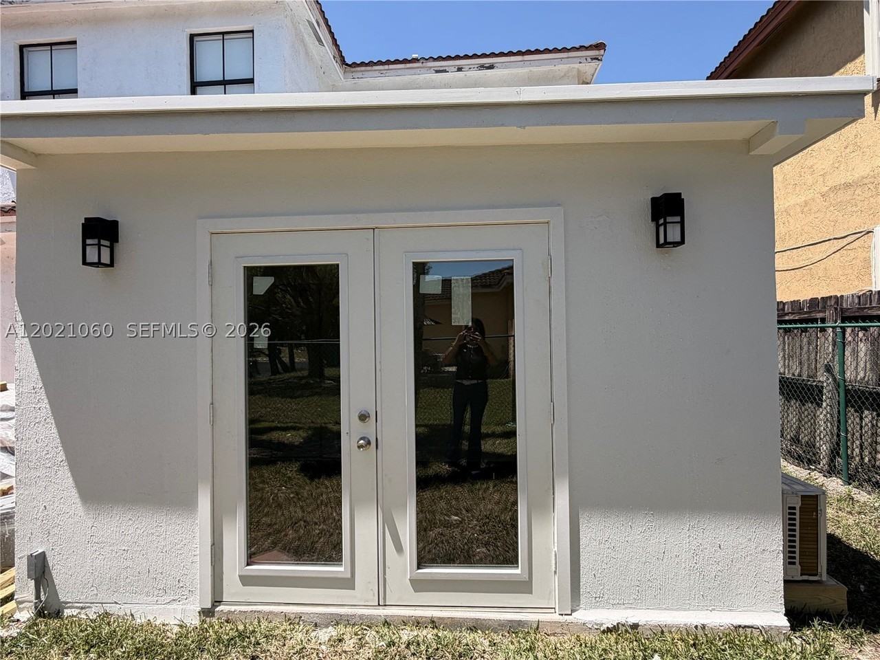 16536 Sw 54th St #1 - Photo 4 of 11