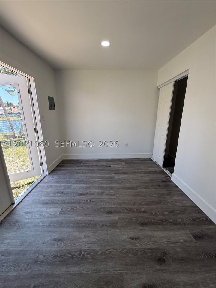 16536 Sw 54th St #1 - Photo 6 of 11