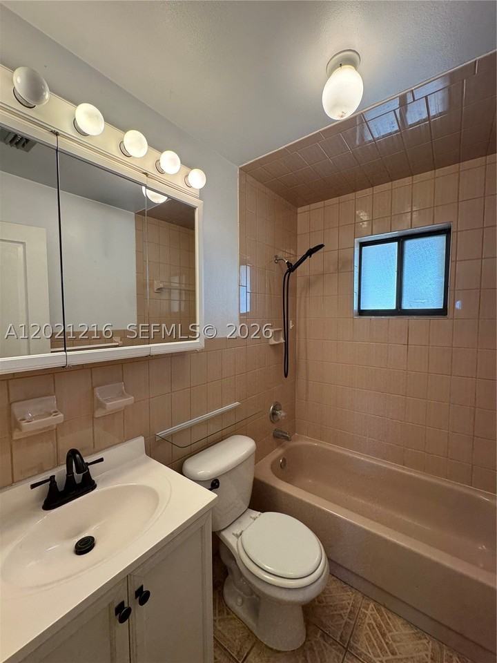 104 Ocean Shores Dr - Photo 4 of 4