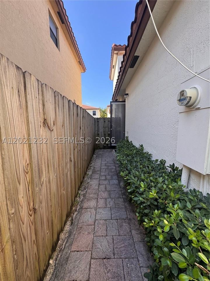 15400 Sw 173rd St #2 - Photo 2 of 18