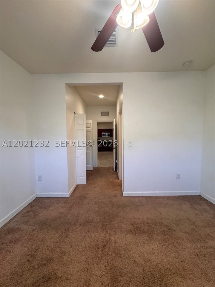 15400 Sw 173rd St #2 - Photo 5 of 18