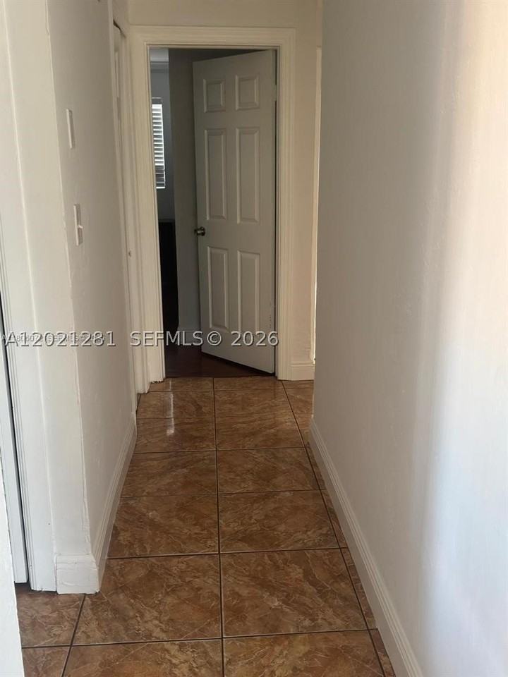 2801 Nw 183rd St - Photo 5 of 16