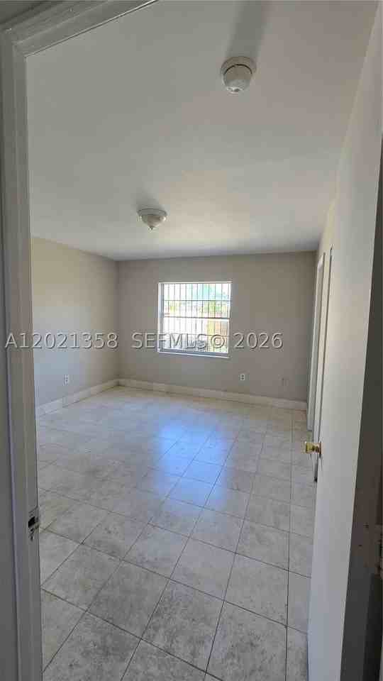 2705 Nw 204th Ln - Photo 7 of 11