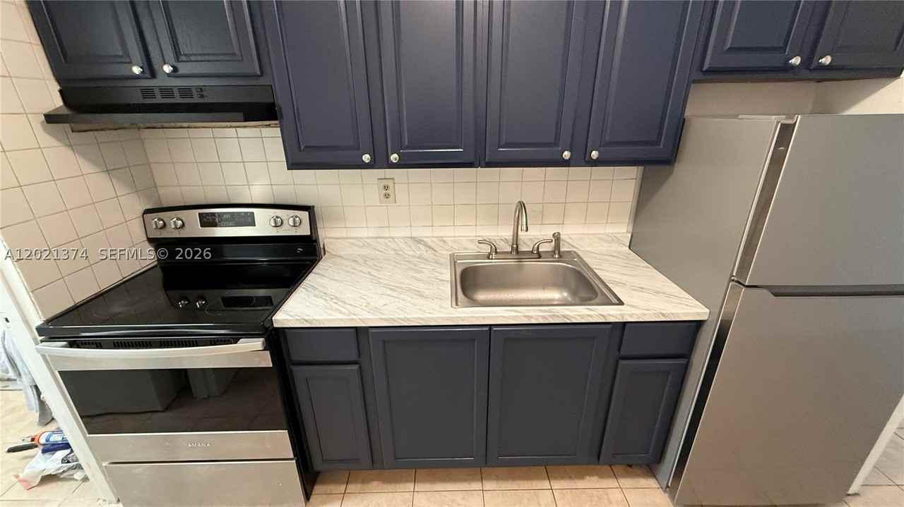 4940 Sw 28th Ter #S - Photo 2 of 15