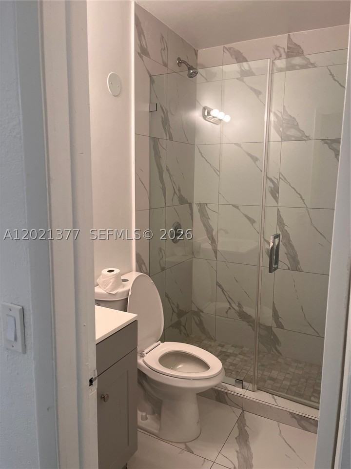 17175 Nw 41st Ave #0 - Photo 7 of 9
