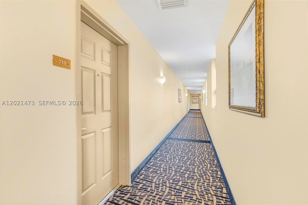 8395 Sw 73rd Ave #710 - Photo 5 of 32