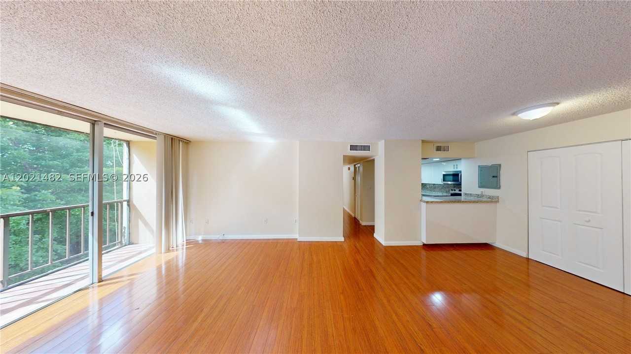 8860 Fontainebleau Blvd #405 - Photo 2 of 21