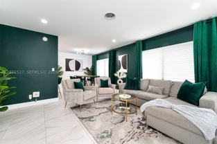 329 Se 12th Ave #1 - Photo 1 of 1