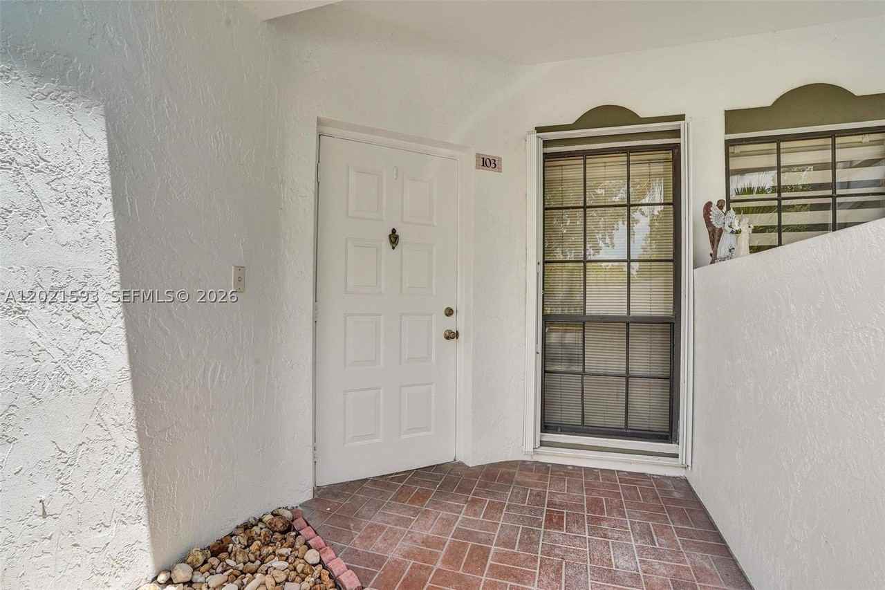 15825 Sw 3rd Ct #103 - Photo 4 of 29