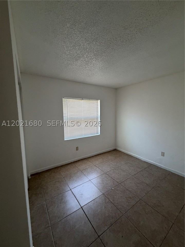 1491 Nw 22nd Ct #3 - Photo 5 of 5