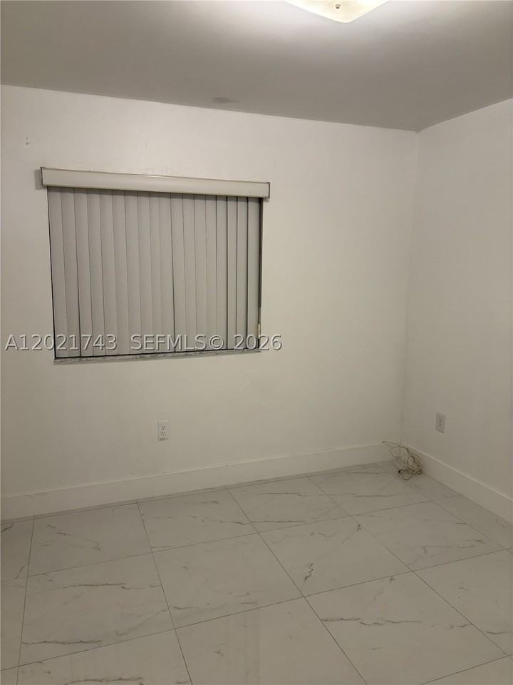 2145 Nw 19th Ter #205 - Photo 4 of 8