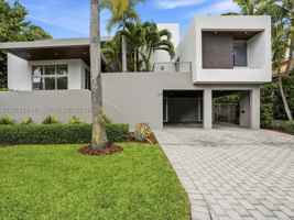 featured image of 125 Hampton Ln