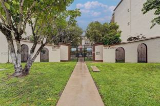 1950 W 54th St #105 - Photo 1 of 1