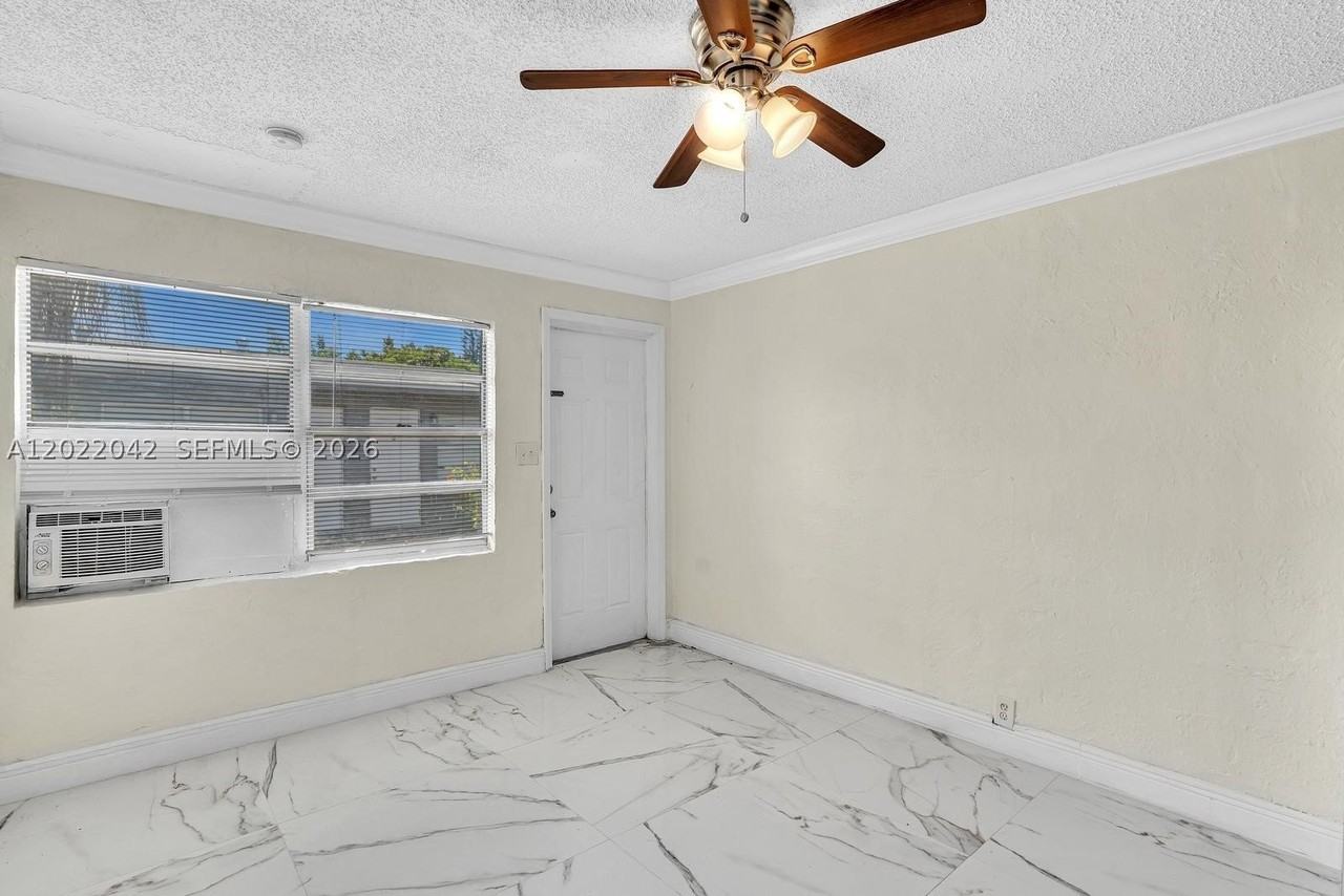 5685 Flagler St #2 - Photo 7 of 24