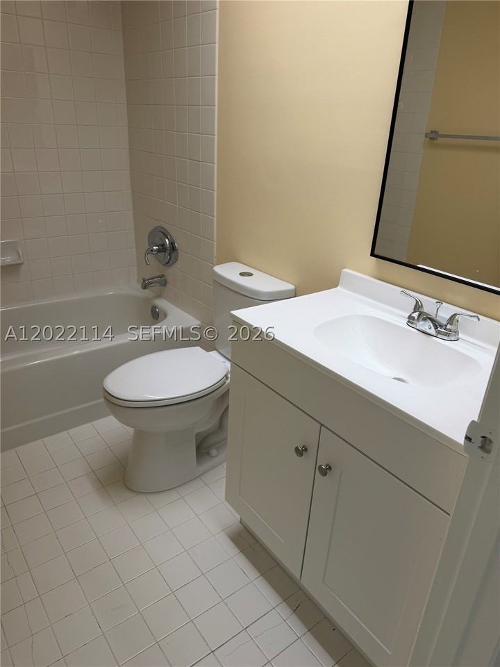 2603 Se 20th Ct #102A - Photo 6 of 6