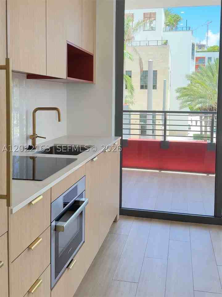 90 Ne 32nd St #510