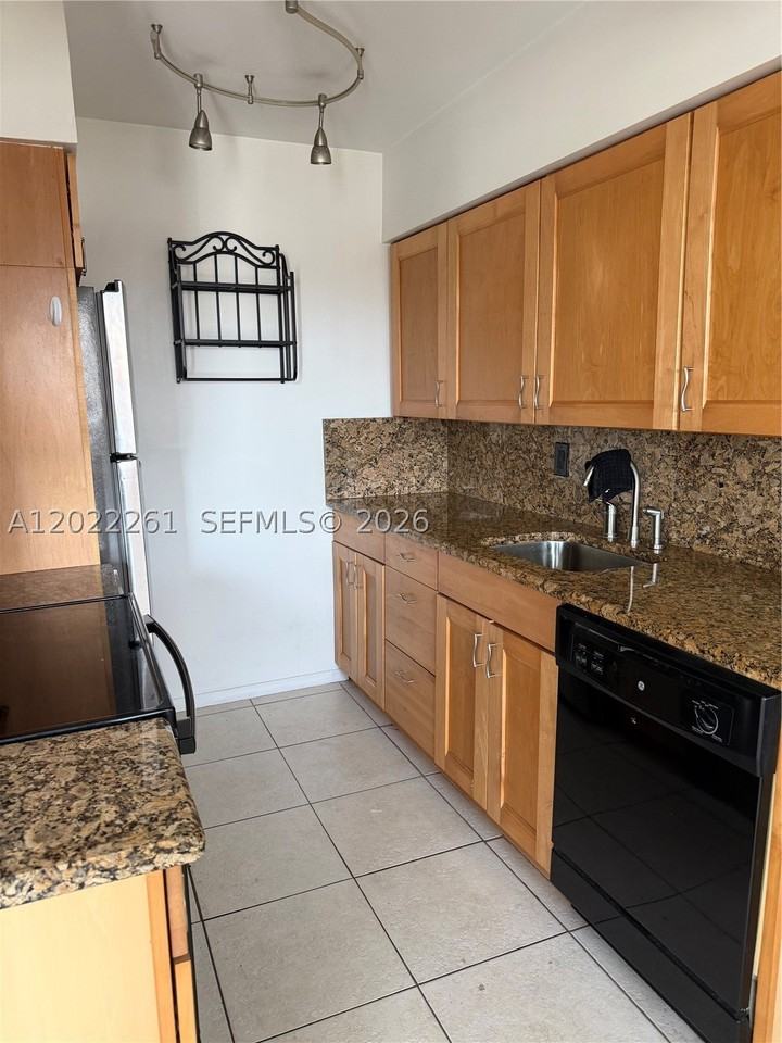 4043 Cornwall C #4043 - Photo 2 of 16