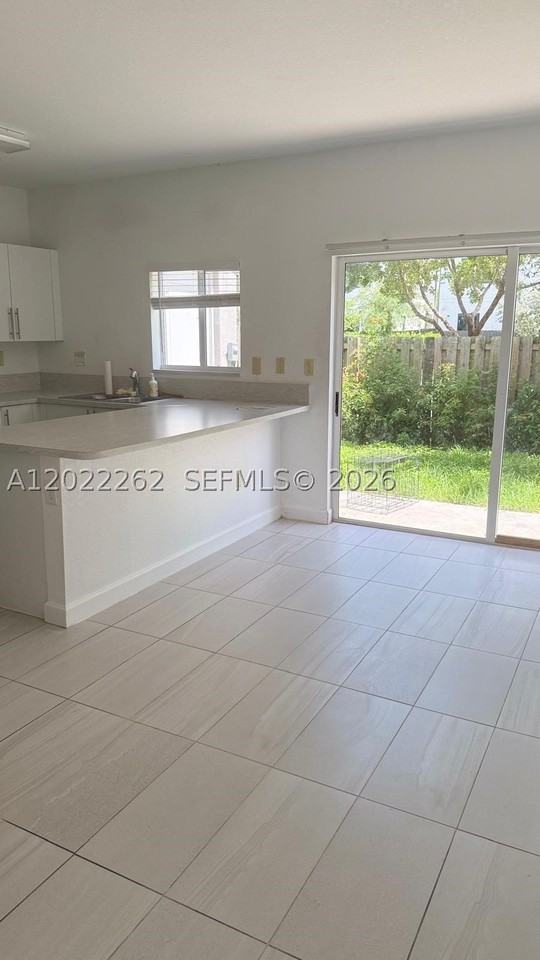 1245 Nw 3rd Ln #1245 - Photo 6 of 24