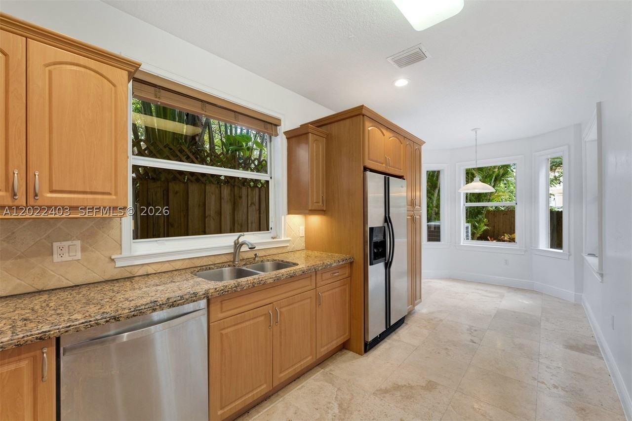 3060 Lime Ct #3060 - Photo 7 of 23