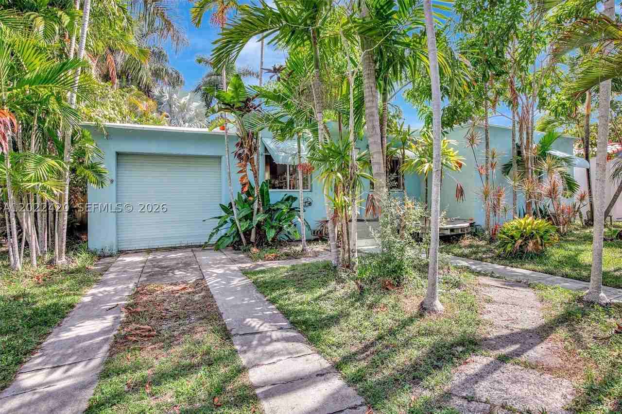 1523 Dewey St - Photo 4 of 41