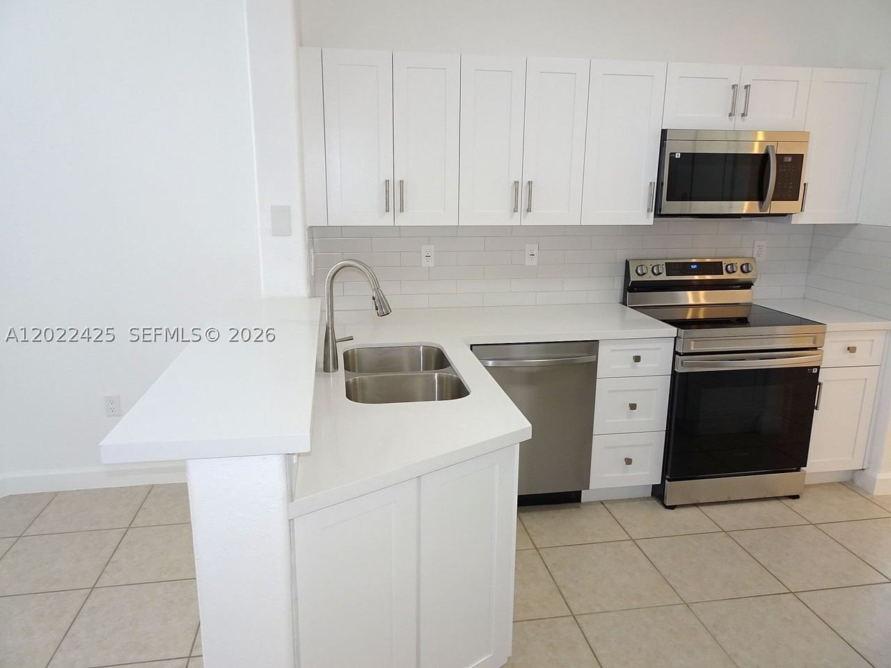 5460 Nw 107th Ave #115 - Photo 6 of 42