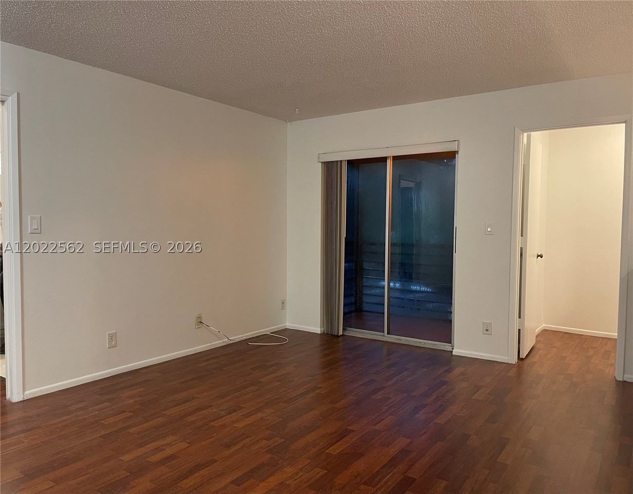 303 Gardens Dr #206 - Photo 2 of 10