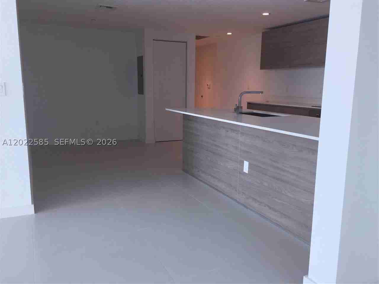 1300 S Miami Ave #1910 - Photo 5 of 15