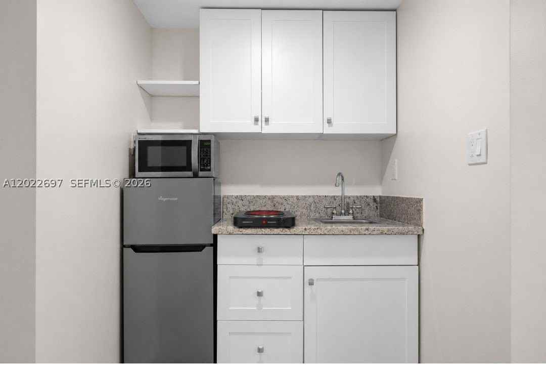 1041 Ne 9th Ave #A5 - Photo 4 of 20