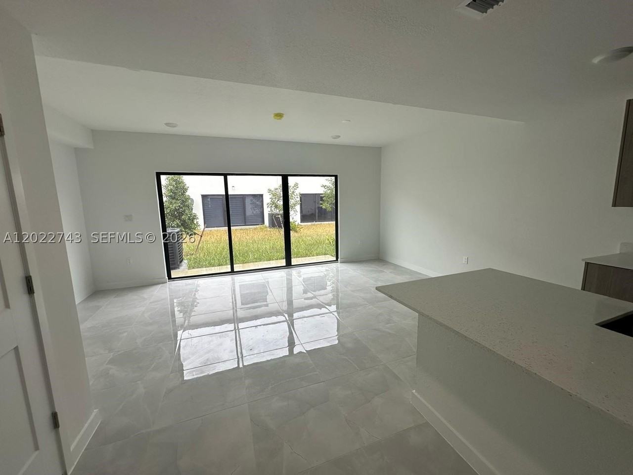 1310 Nw 5th St #1310 - Photo 2 of 32