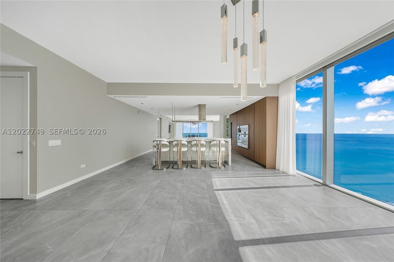 18501 Collins Ave #1804 - Photo 5 of 41