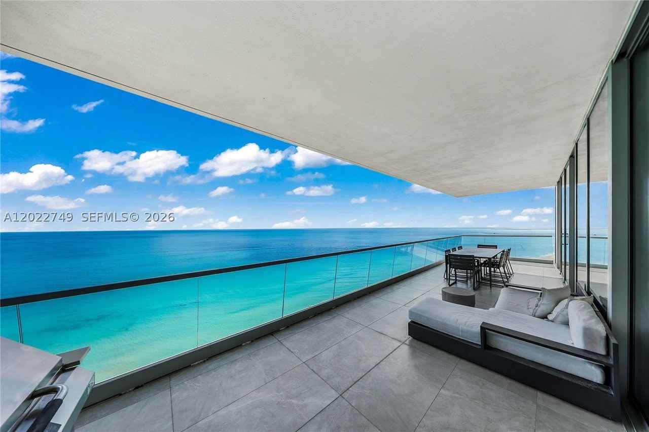 18501 Collins Ave #1804 - Photo 7 of 41